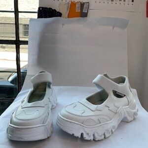 ROMBAUT / White Boccaccio II Ibiza Sneakers / Size 9.5 / 41 Made in Portugal